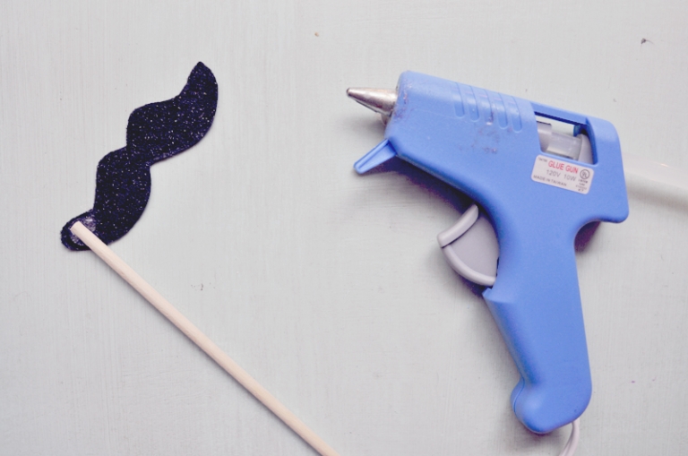 diy mustache