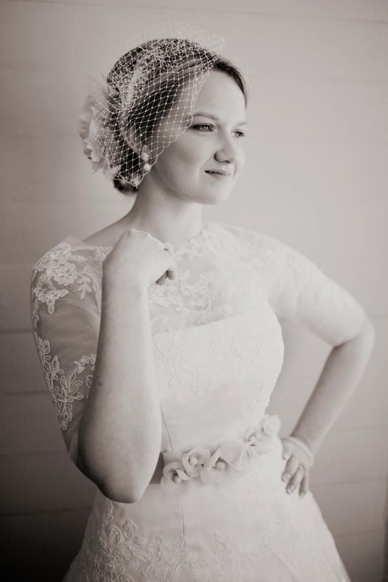 vintage bride style joyeuse photography