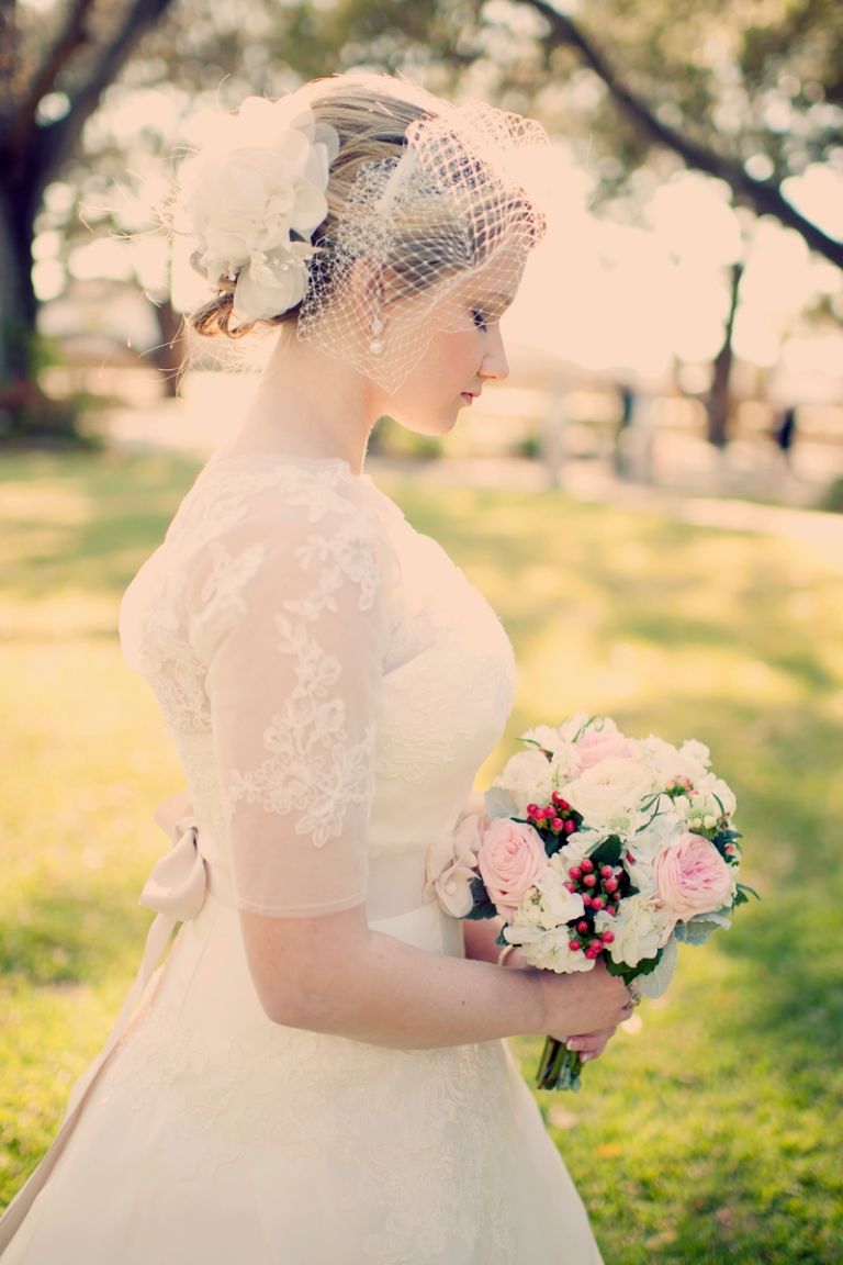 vintage bride style joyeuse photography