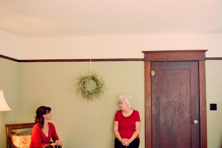 seattle artistic photojournalistic wedding photography // joyeuse photography 