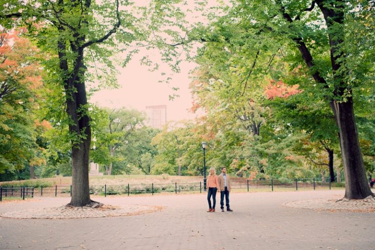 central park autumn engagement // joyeuse photography