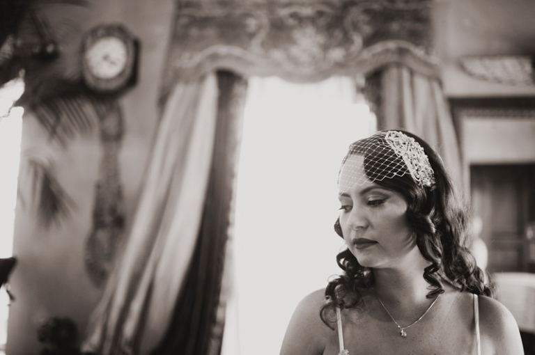 vintage glam bride joyeuse photography