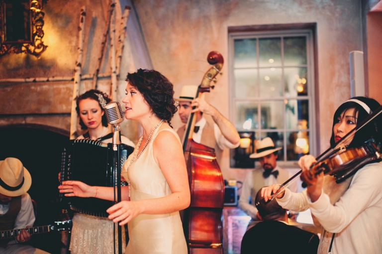 vintage style wedding reception // joyeuse photography