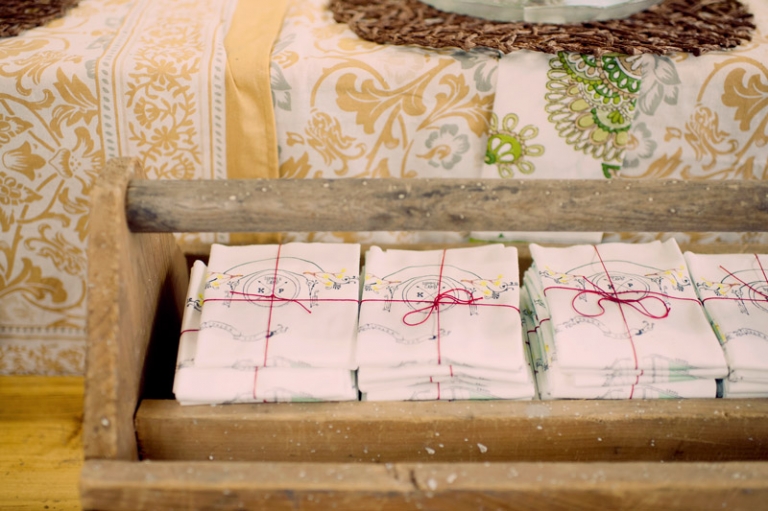 camp reception decor // joyeuse photography