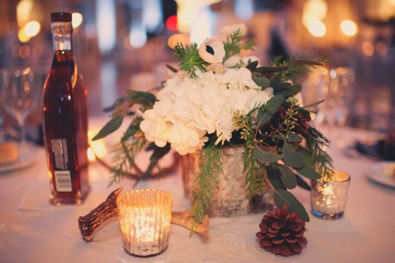 winter woodsy table setting // joyeuse photography