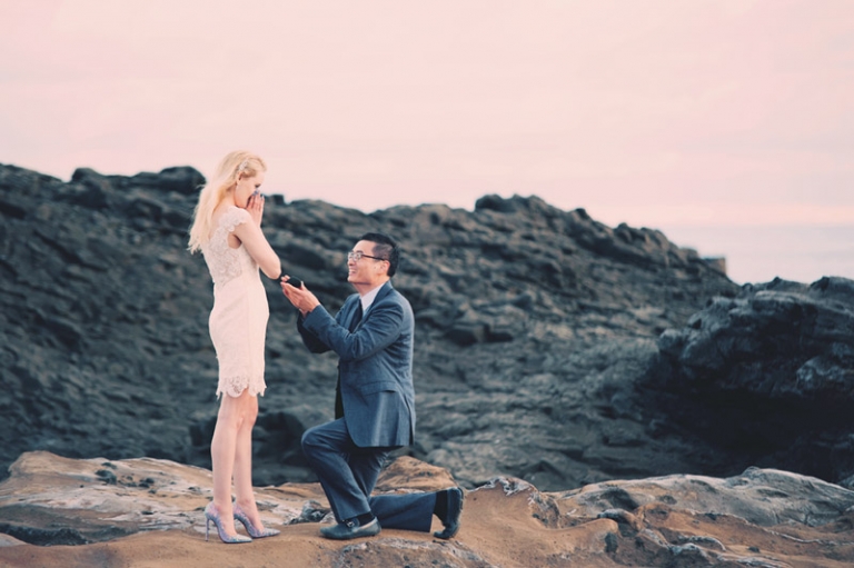 engagement photos iceland joyeuse photography