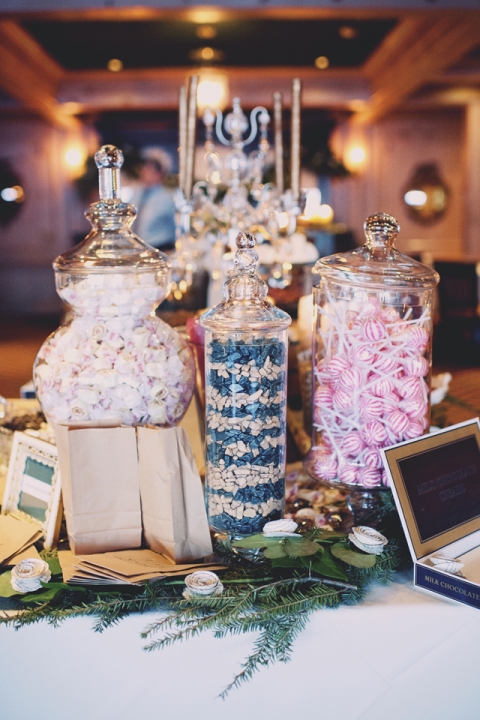 wedding candy bar joyeuse photography