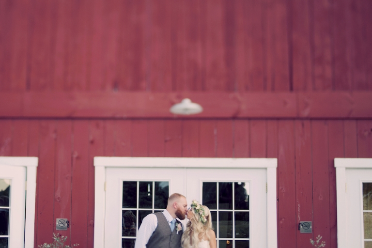 new york barn wedding joyeuse photography
