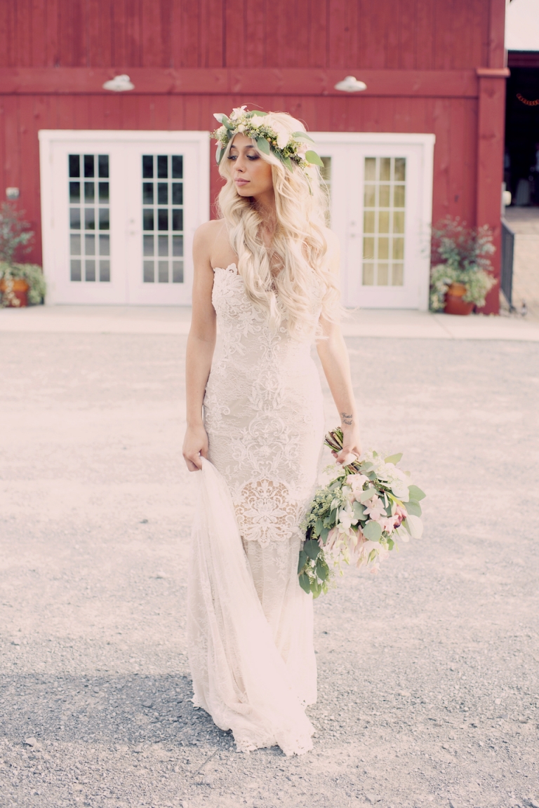 bohemian bride joyeuse photography