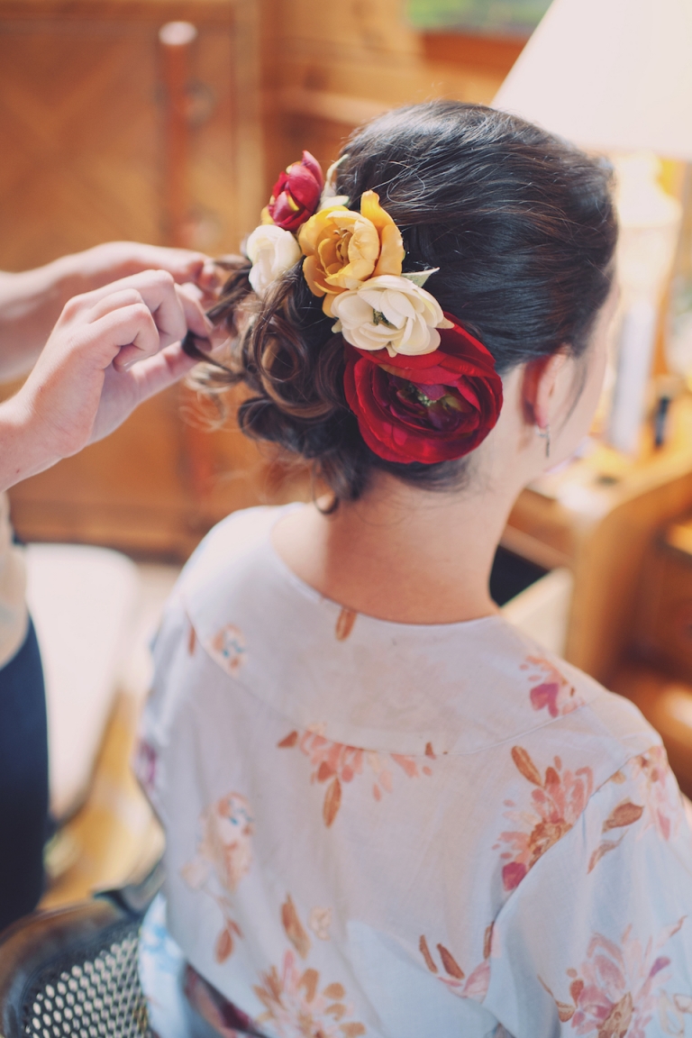 floral bridal hair joyeuse photography