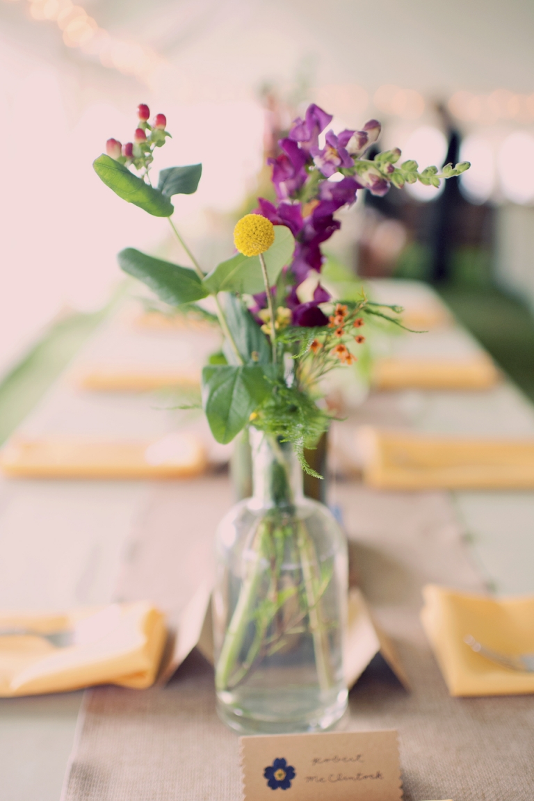 wildflower centerpieces joyeuse photography
