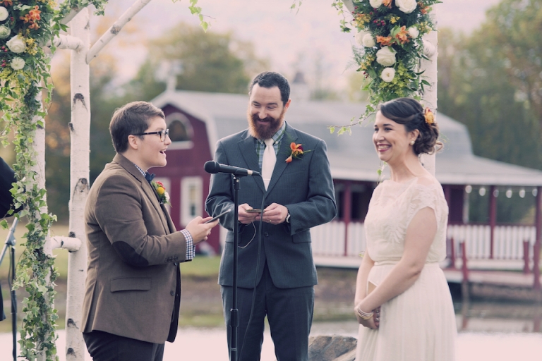 lesbian wedding on a farm joyeuse photography