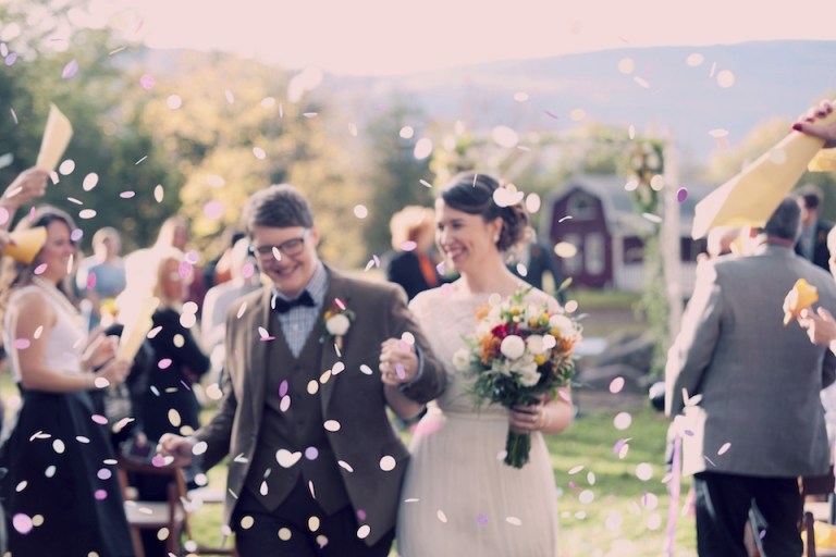 fun wedding photo joyeuse photography