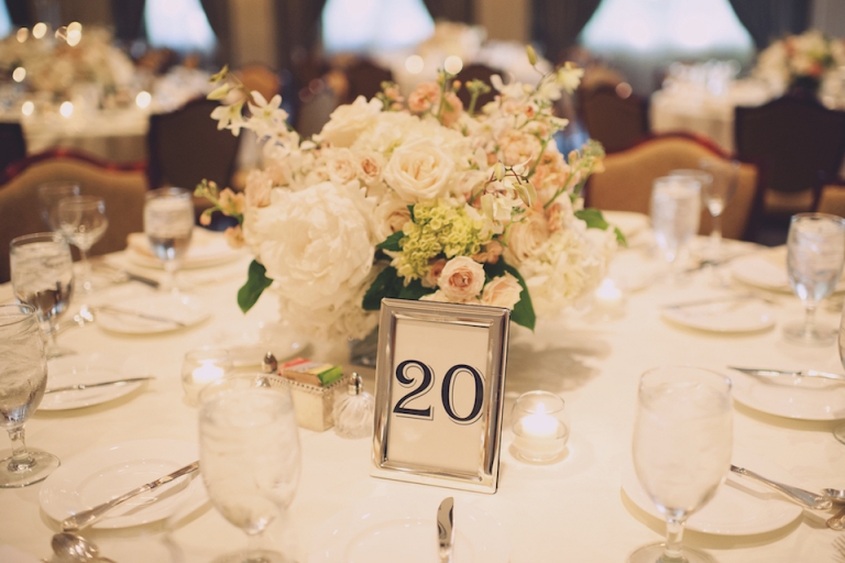 elegant wedding centerpieces joyeuse photography