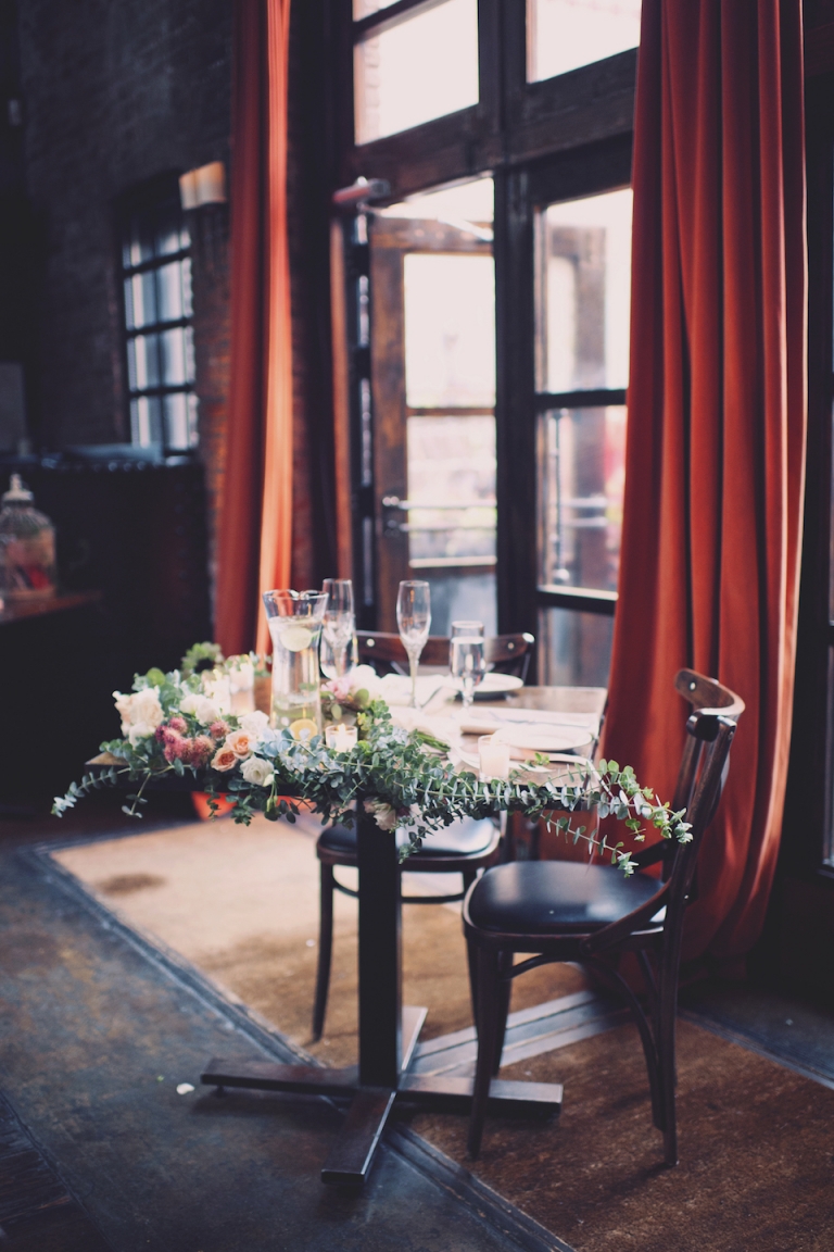 wedding head table joyeuse photography