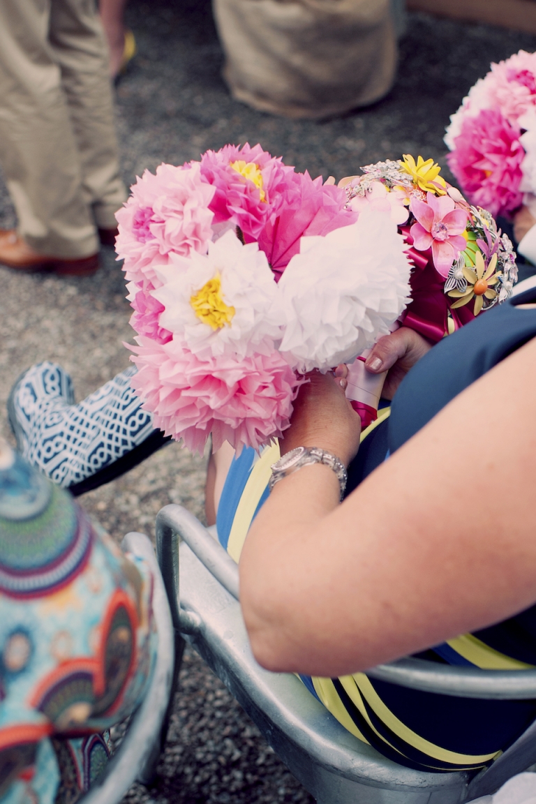 DIY wedding bouquets joyeuse photography