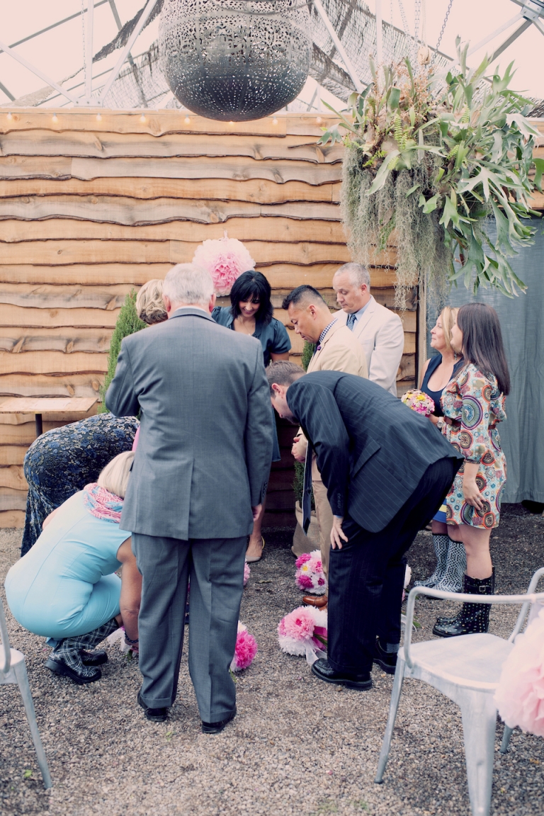 small wedding joyeuse photography