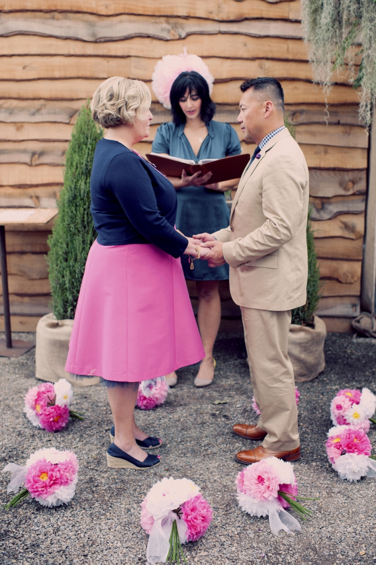 pink wedding joyeuse photography