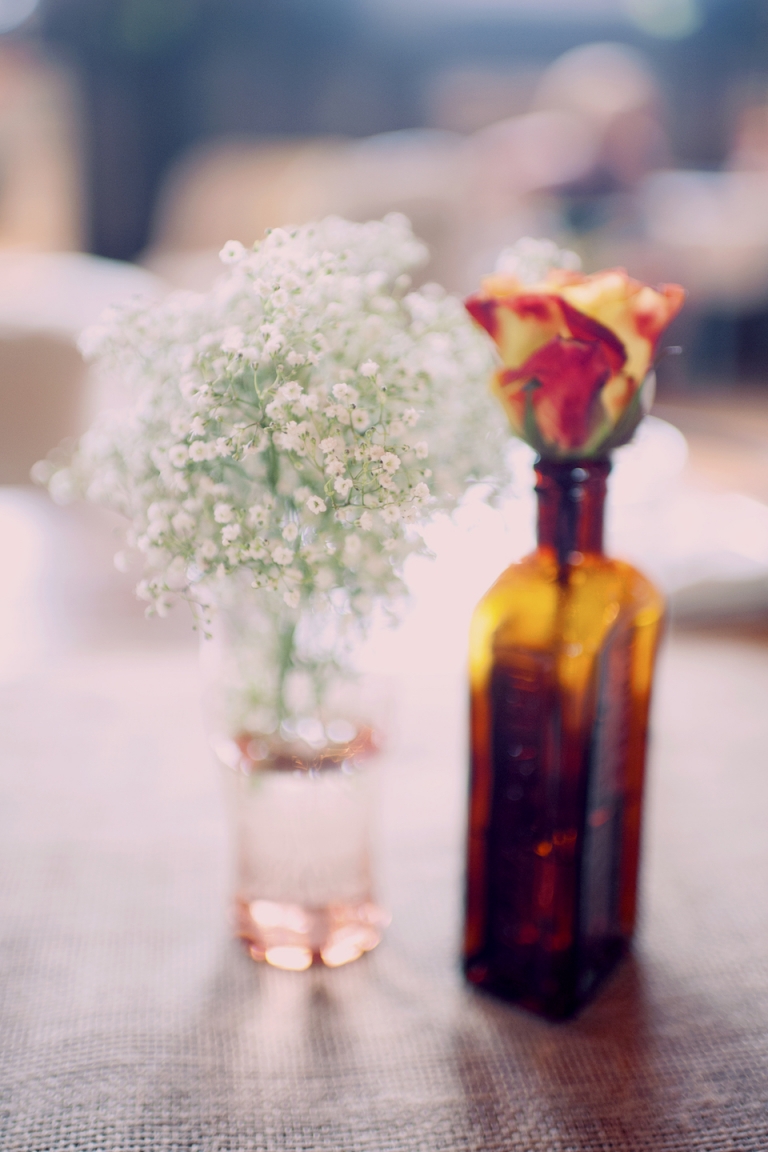 vintage wedding decor joyeuse photography