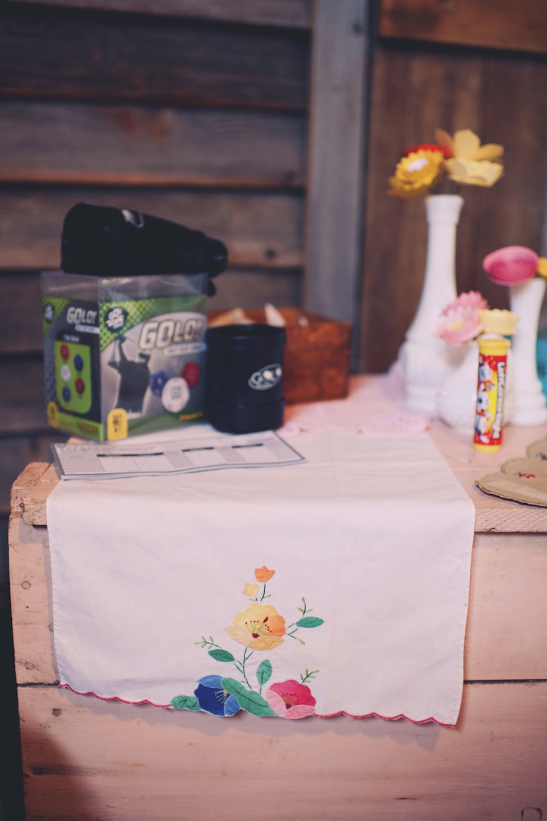 vintage wedding decor joyeuse photography