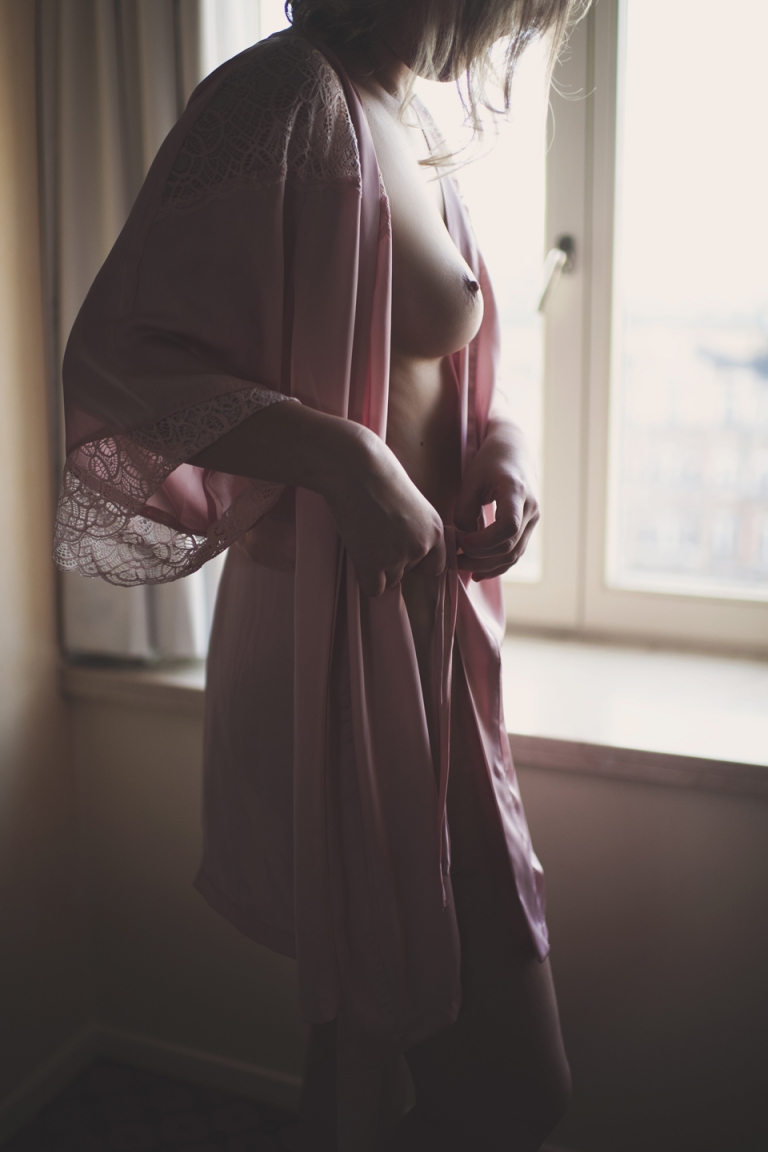 paris escort photoshoot joyeuse photography