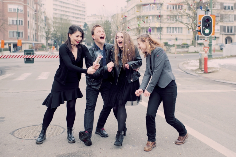 fun wedding party photo joyeuse photography