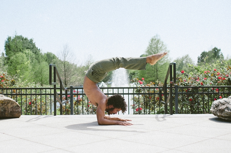 houston yoga photographer joyeuse photography