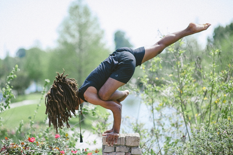 yoga photography joyeuse photography